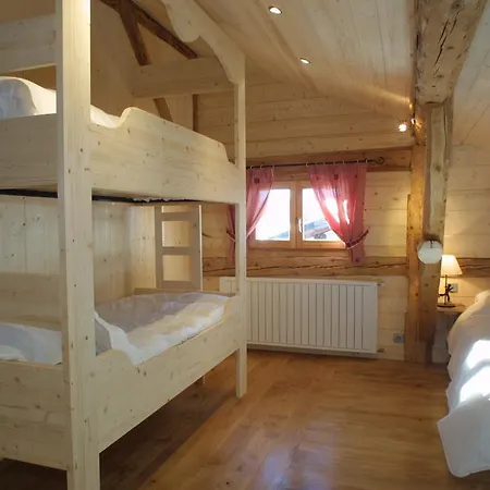 샬레 Le Roy Des Montagnes A La Ferme Des Ramus 레게츠