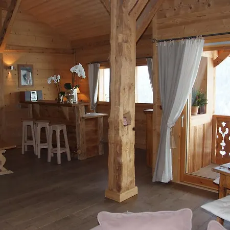샬레 Le Roy Des Montagnes A La Ferme Des Ramus